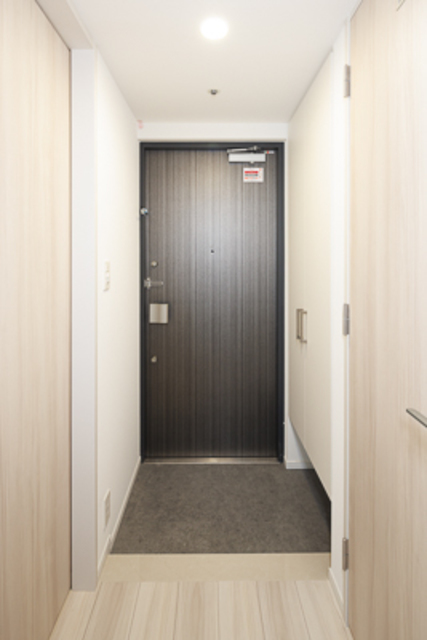 玄関　※写真は同タイプ住戸です。