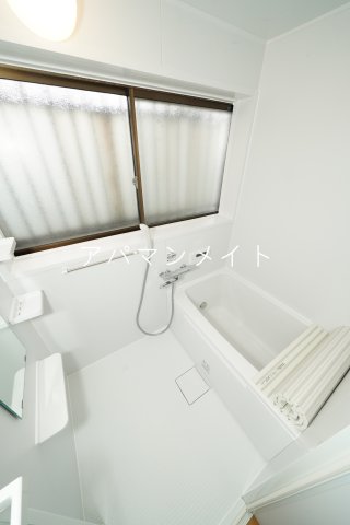 バス・シャワールーム　きれいなお風呂です