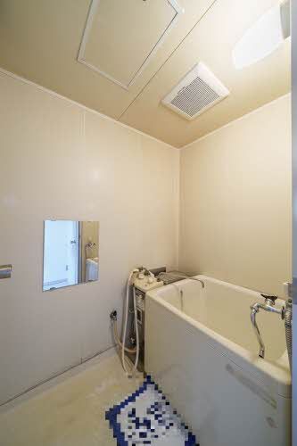 バス・シャワールーム　バスルーム