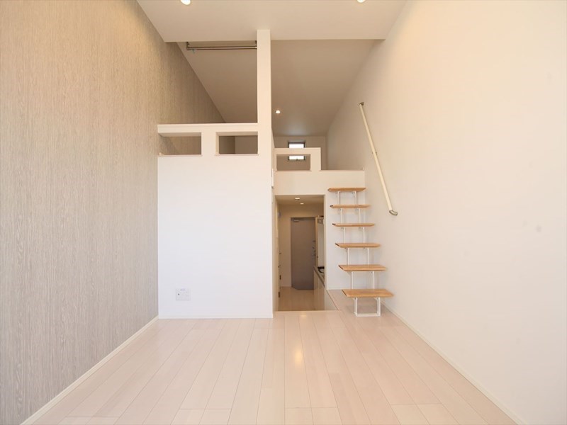 その他　洋室6帖　ロフト5.8帖（収納にも寝室にも使用できます）