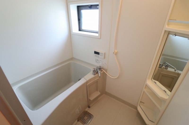 バス・シャワールーム　図面と現状に相違がある場合には現状を優先