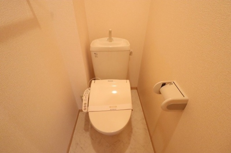 トイレ　図面と現状に相違がある場合には現状を優先