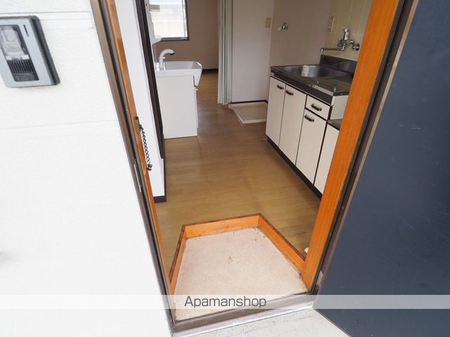 アベニュー山見の玄関写真