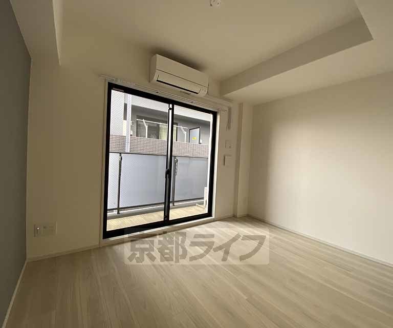 居室・リビング　１人暮らしに最適な空間です。