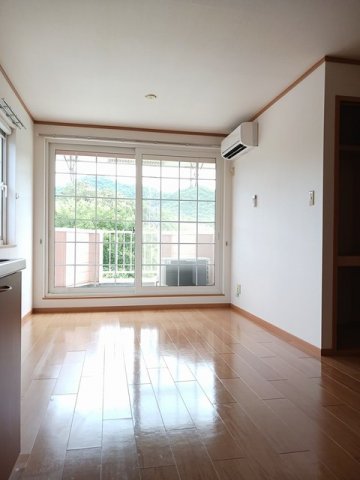 居室・リビング　ゆったりとした居間です