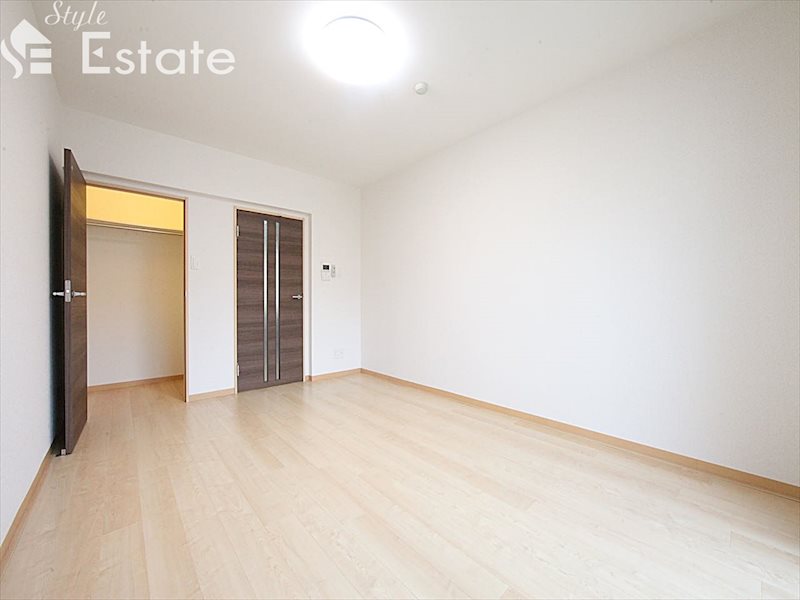 居室・リビング　内装