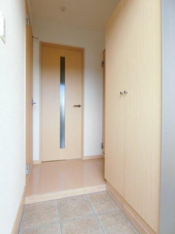 玄関　図面と現状が相違がある場合には現状を優先