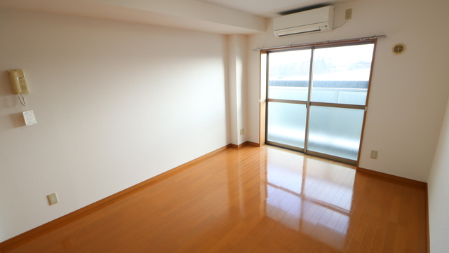 居室・リビング　※別室参考写真