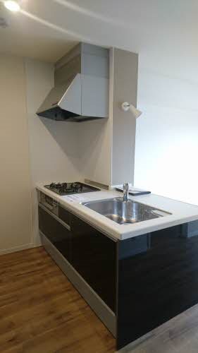 キッチン　※同タイプ別部屋の写真となります。