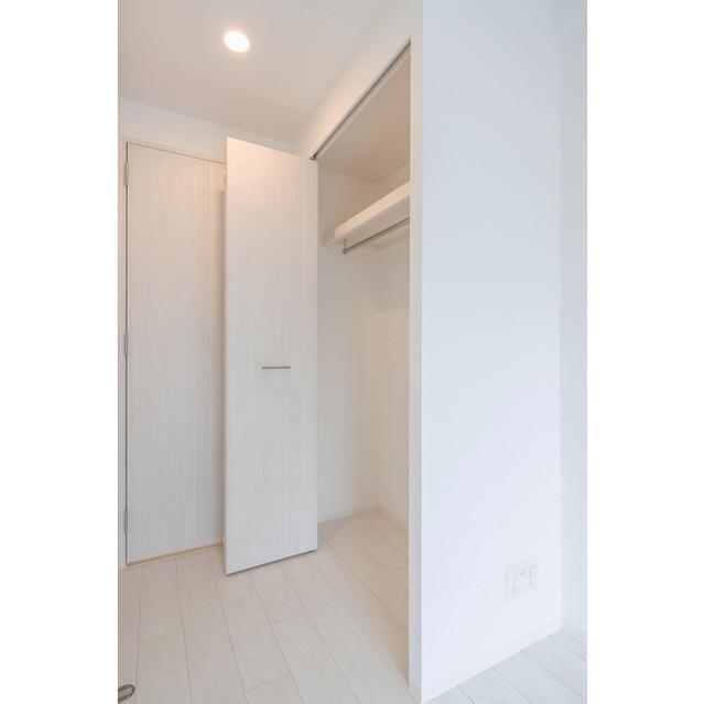 収納　エスリード難波ザ・メゾン　クローゼット