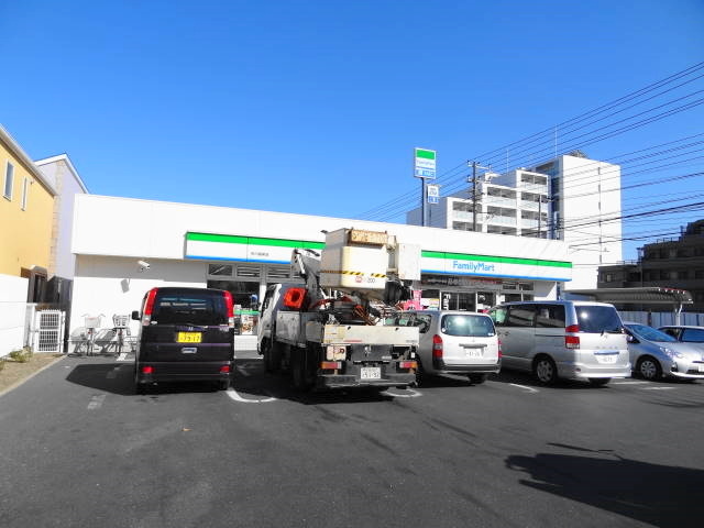 コンビニ　ファミリーマート市川福栄店（コンビニ）まで498m