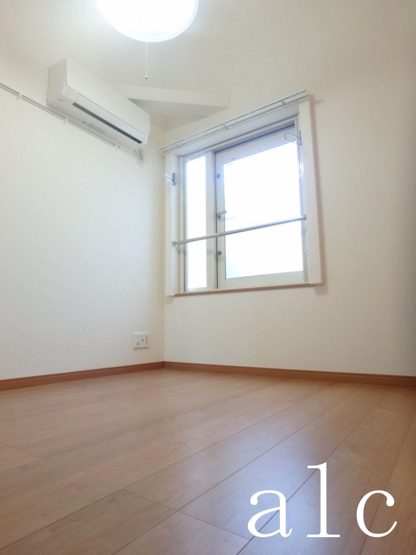 居室・リビング　同仕様