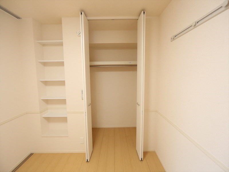 収納　クローゼット（収納充実してます）