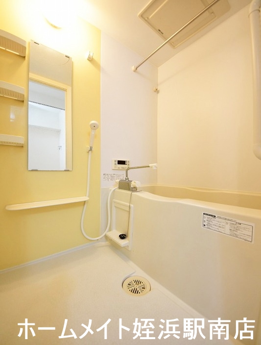 バス・シャワールーム　★ご連絡、お待ちしております♪★※別部屋参考写真