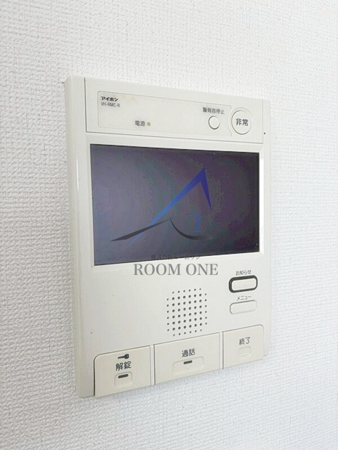 セキュリティ　モニター付きインターホンです。