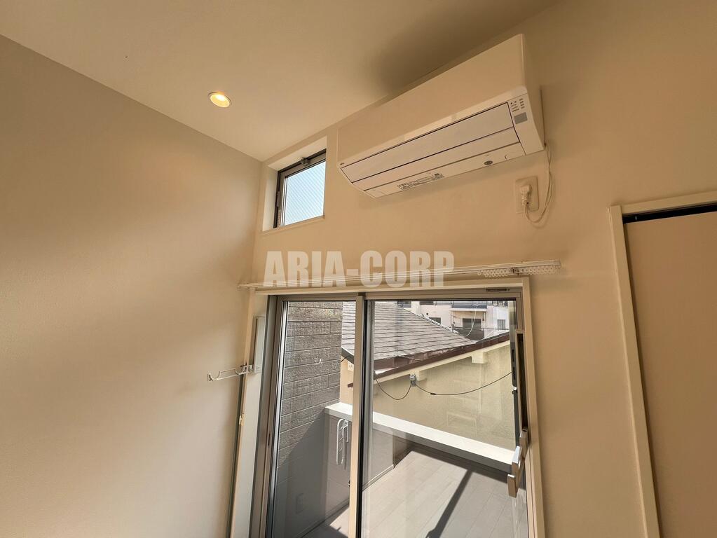 その他　雨の日に役立つ室内物干し完備♪