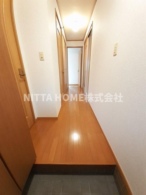 玄関　シューズボックス完備の玄関です◎