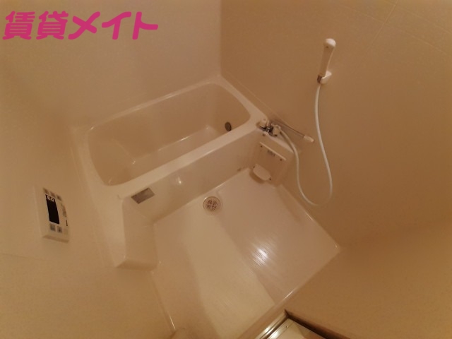 バス・シャワールーム　同型参考写真