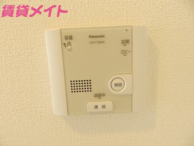 セキュリティ　同型参考写真