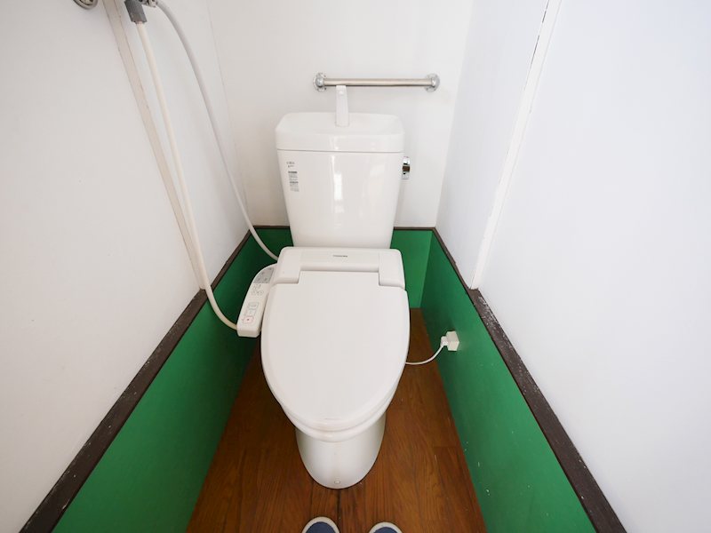 トイレ　ウォシュレット
