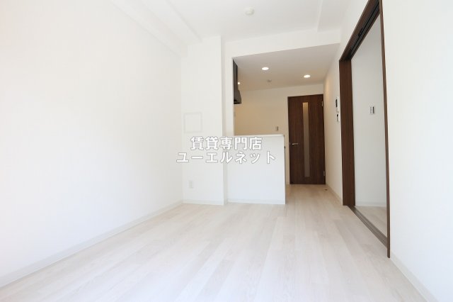 居室・リビング　ゆったりとくつろげる、落ち着きのある居室空間です