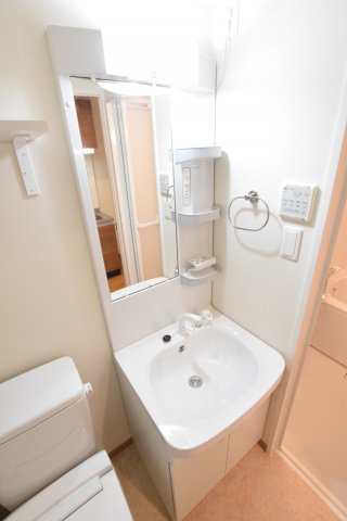 洗面設備　詳細は、RISUMO江坂本店→06-6155-7137まで♪