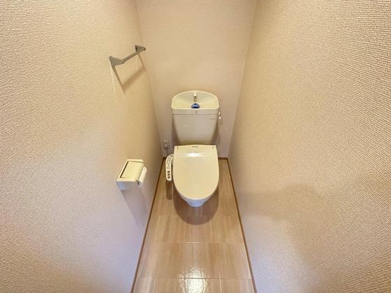 トイレ　※別部屋の写真です