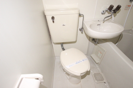 トイレ　※別部屋の写真です