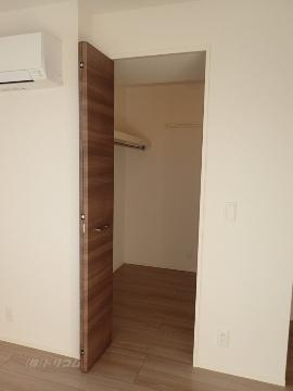 収納　ウォークインクローゼット