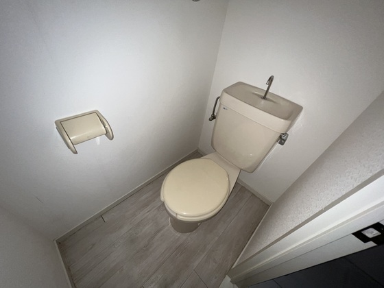 トイレ　※別部屋の写真です