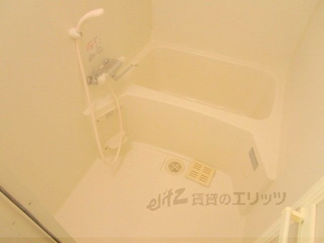 バス・シャワールーム　風呂