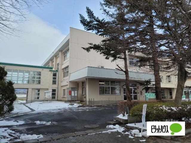 小学校　盛岡市立城北小学校（小学校）まで1170m