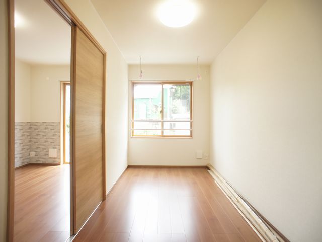その他部屋・スペース　清潔感のあるきれいな洋間です♪