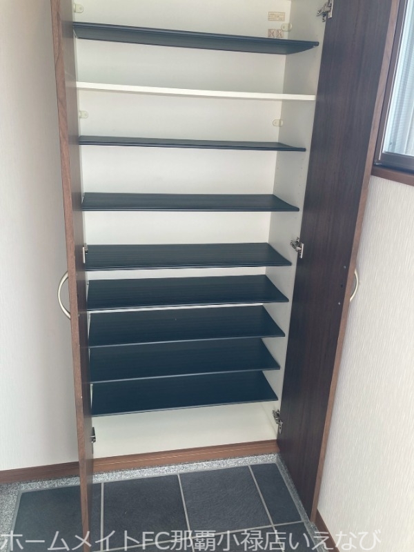 収納　※別部屋のお写真となります。