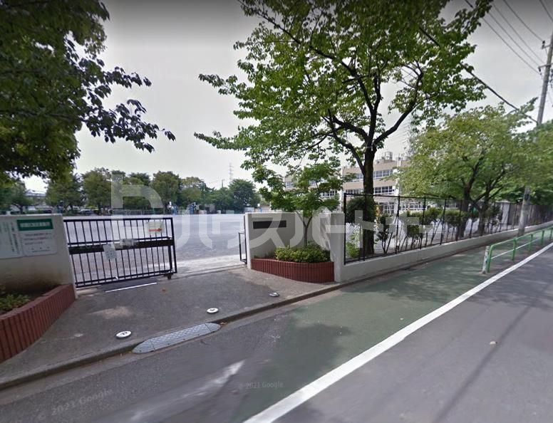 小学校　板橋区立高島第一小学校（小学校）まで190m