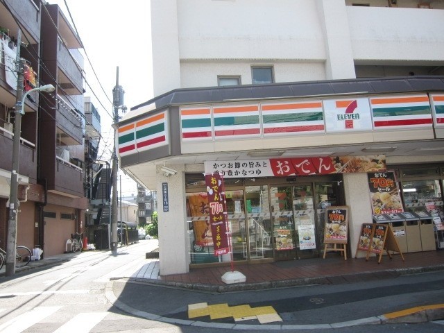 コンビニ　セブンイレブン上板橋3丁目店（コンビニ）まで108m