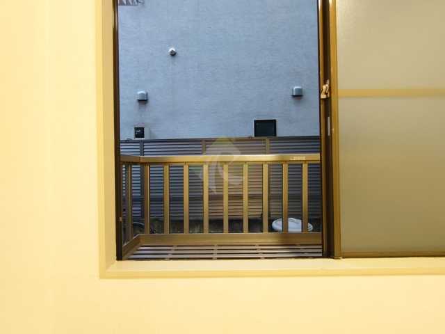 バルコニー　別部屋の参考写真です