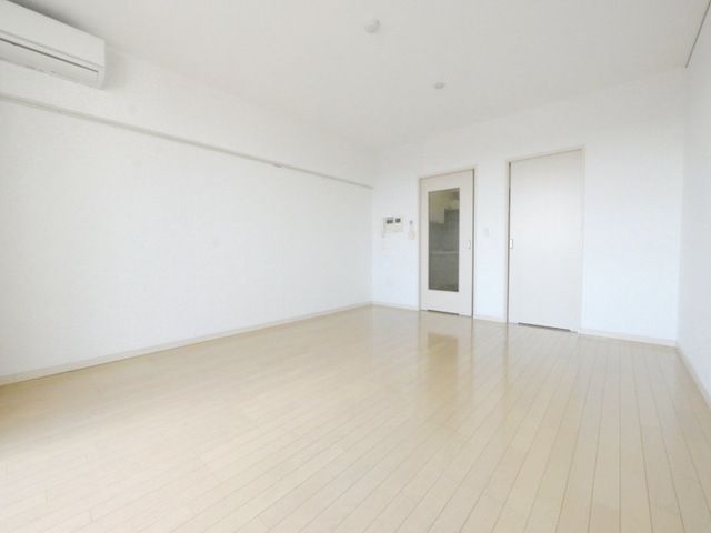 居室・リビング　★お部屋探しはタウンハウジング稲田堤店まで★