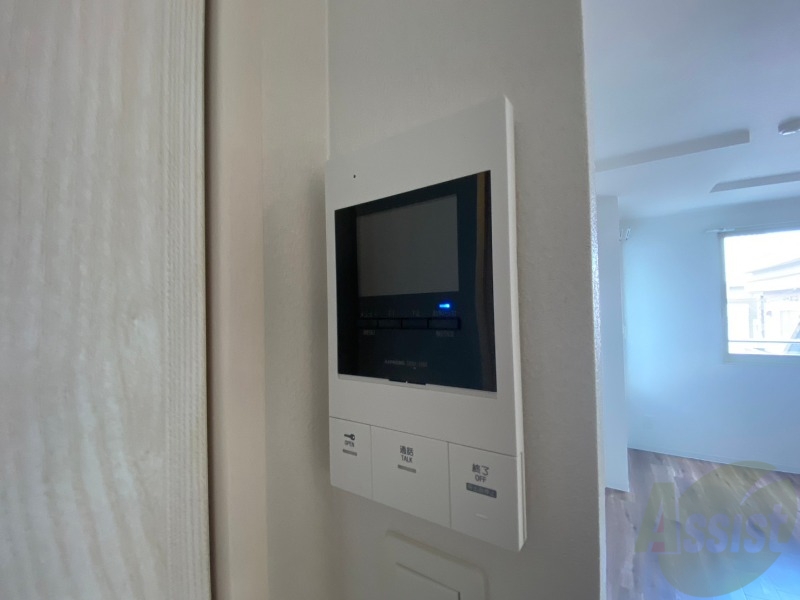 セキュリティ　ＴＶモニター付インターホンです。来客者の顔が見えるので安心！