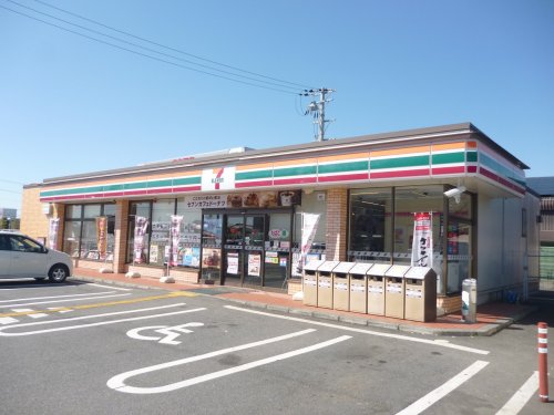 コンビニ　セブンイレブン 愛知川中宿店（コンビニ）まで1105m
