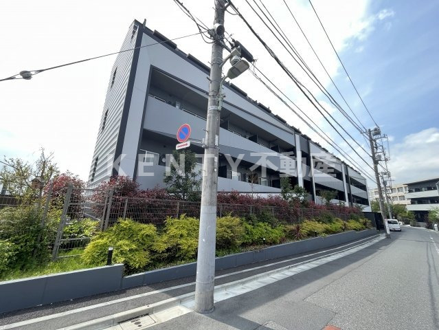 建物外観　外観は落ち着いています