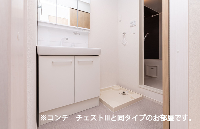洗面設備　※同建築会社他号棟の写真です。