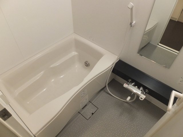 バス・シャワールーム　バス※別部屋参考写真