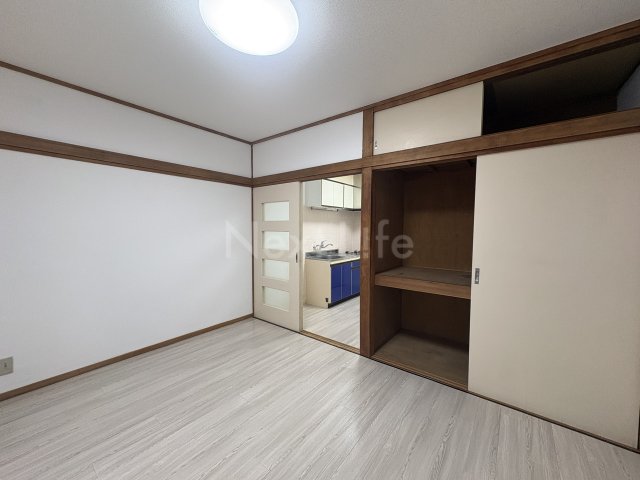 ホワイトコートカヤの居間写真