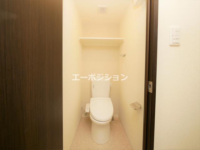 トイレ　ジュネーゼグラン難波ミラージュ