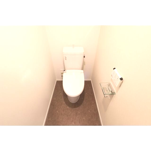 トイレ　ゆったりとした空間のトイレです