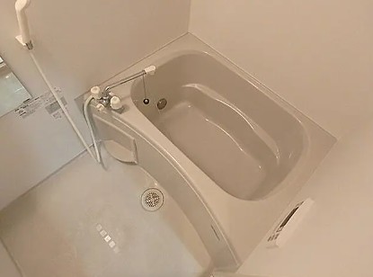 クリスタルコートの風呂写真