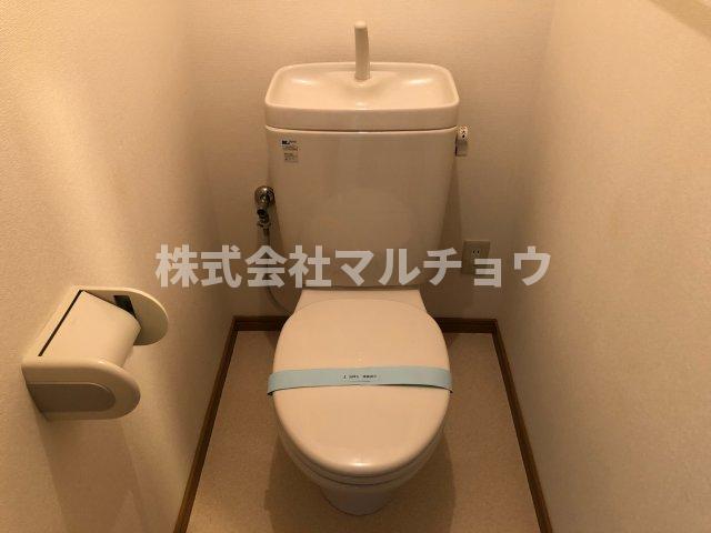 コーポラス・栄のトイレ写真