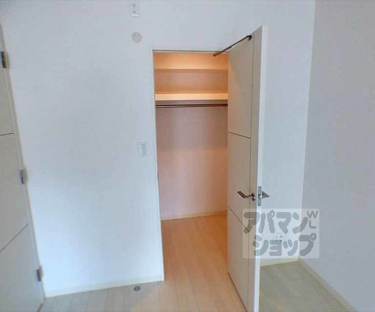 プレサンス京大前の内装写真