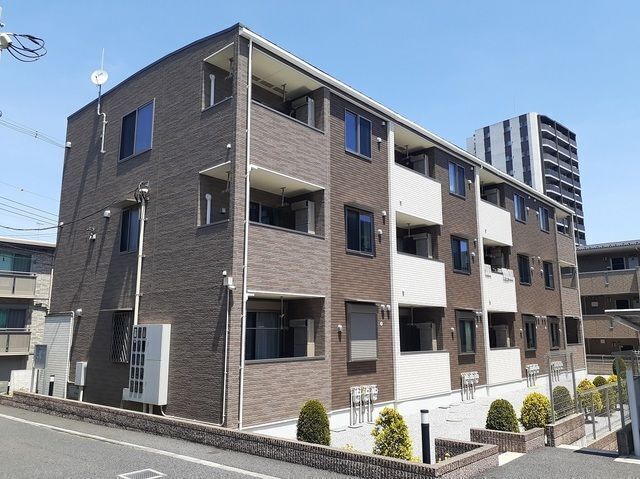 ラ プラシード 町田の外観写真